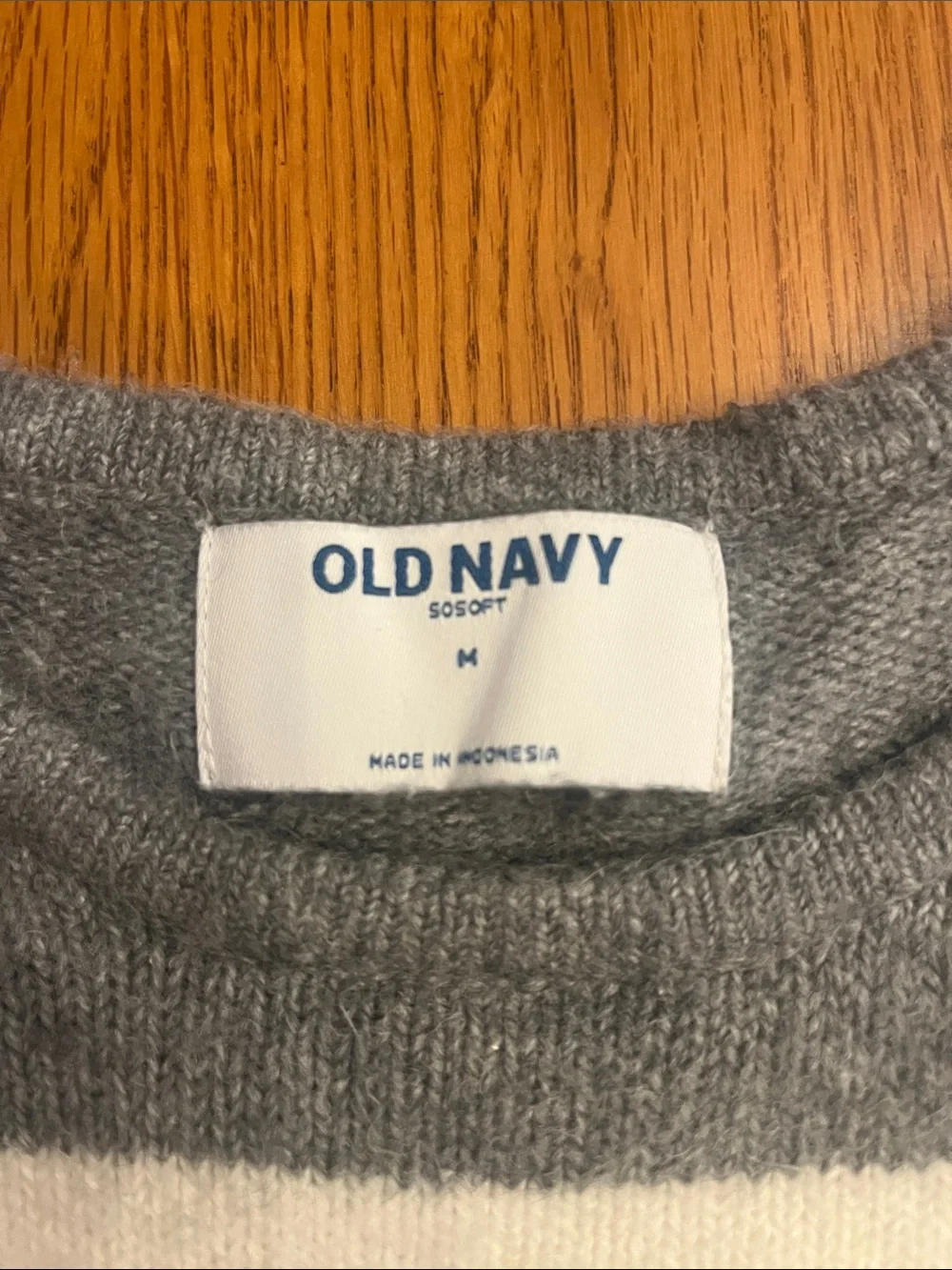 Old Navy Gray and White Striped Short Sleeve Sweater